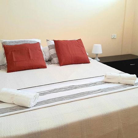 Perfectly Located Apartment With Pool Playa de las Américas Exterior foto